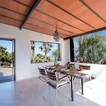 מלון Nirvana Lanzarote La Asomada (Lanzarote)