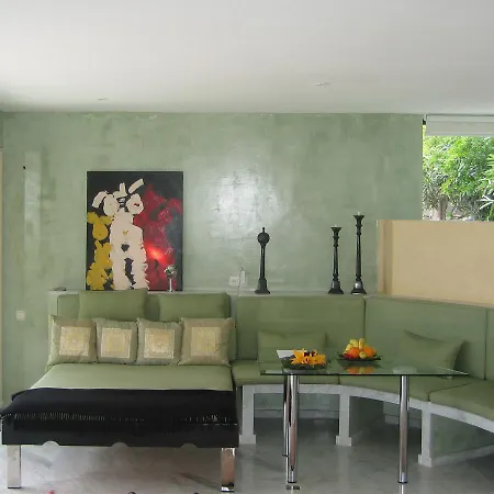 Отель Nirvana Lanzarote Ла-Асомада