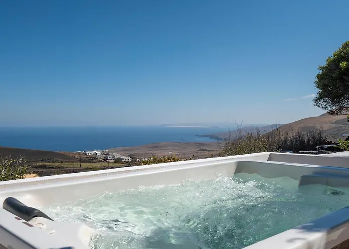 Nirvana Lanzarote 3* Ла-Асомада