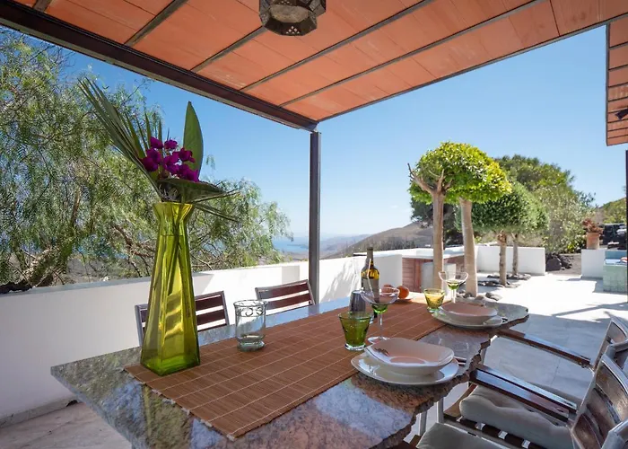 Hotel Nirvana Lanzarote 3*